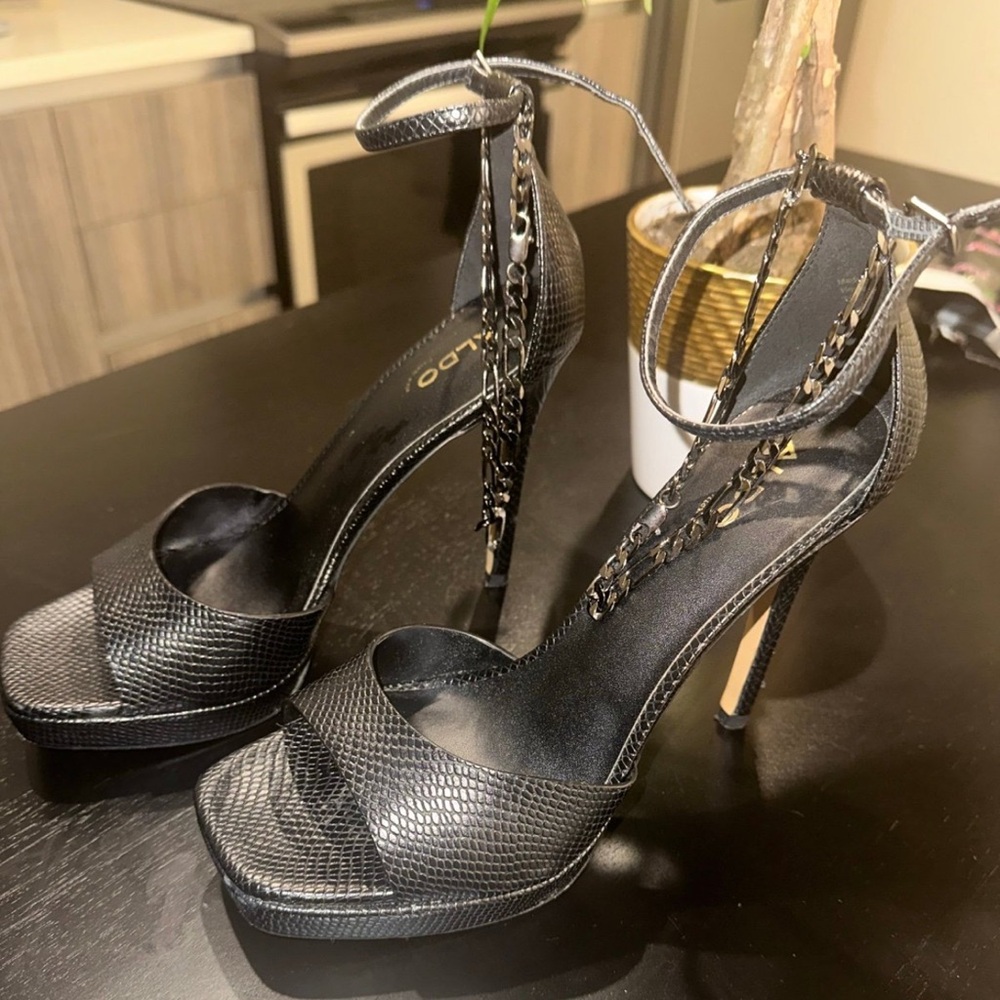 Aldo heels - Picture 2 of 2